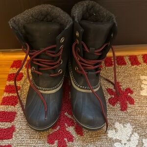 Sorel boots. Womens 8